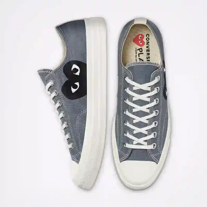 Converse Black Heart Grey Low Top